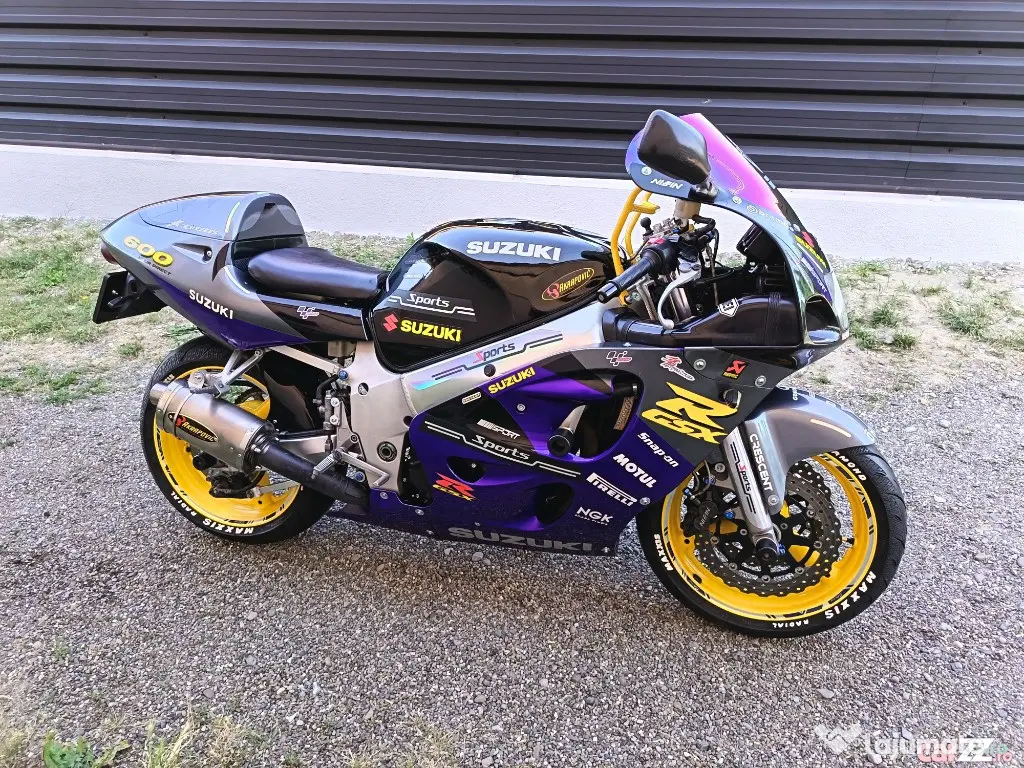 Suzuki gsxr 600 ! stare foarte buna