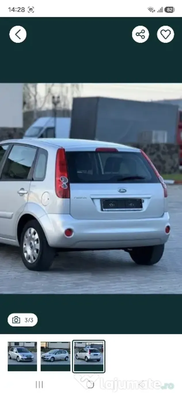 vând Ford fiesta