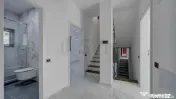 Vila spatioasa cu 6 camere si mansarda 