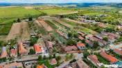 De vânzare teren intravilan, 6.384 mp cu dublu front, î... 