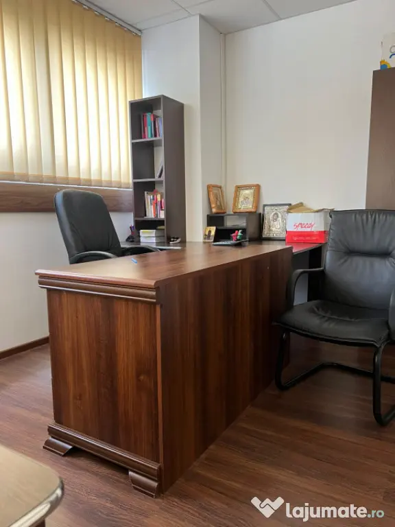 Spatiu birouri de inchiriat, ultracentral, 70mp, Radauti