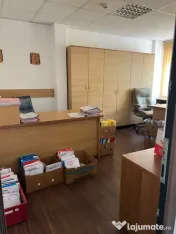 Spatiu birouri de inchiriat, ultracentral, 70mp, Radauti