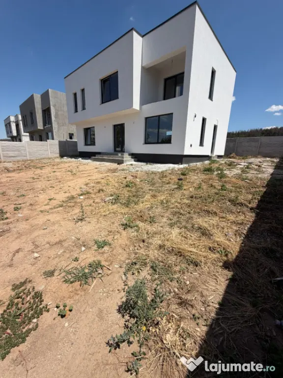 Casa P+1, 173 mp utili, 415 mp teren, zona Drumul Muntenilor