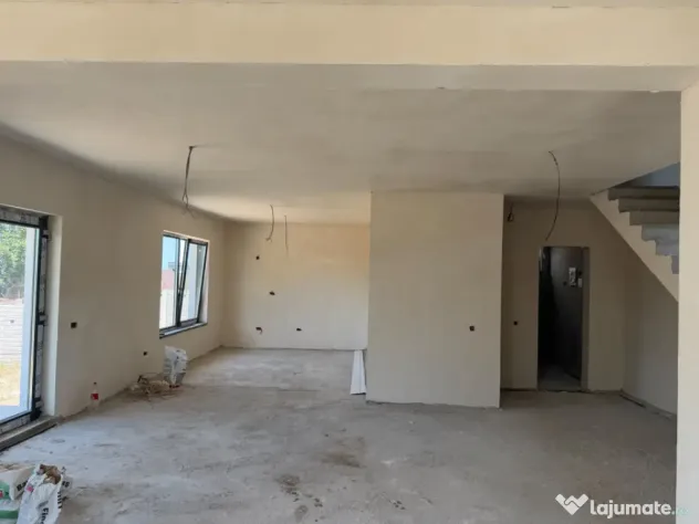 Casa P+1, 173 mp utili, 415 mp teren, zona Drumul Muntenilor