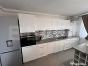 Apartament 3 camere in zona VIVO, parcare subterana, 70mp