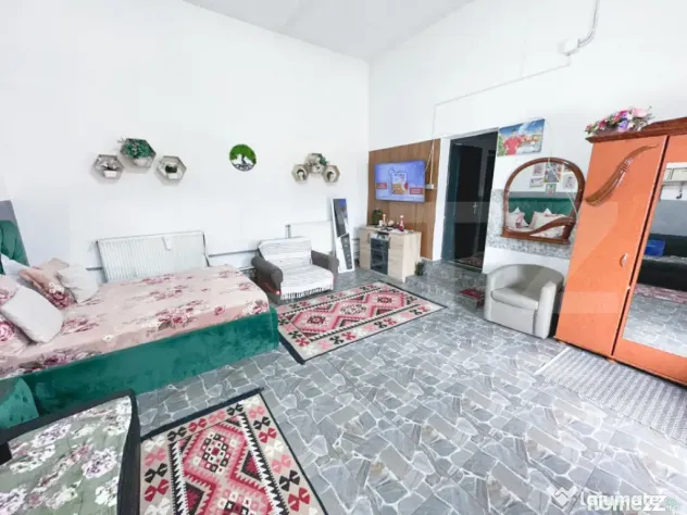Casă și spațiu comercial de vânzare, 350 mp, zona Târn? - Tarnaveni (Mures)