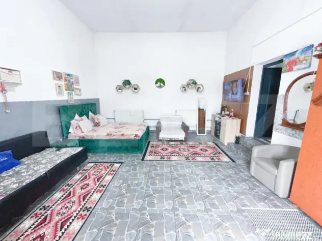 Casă și spațiu comercial de vânzare, 350 mp, zona Târn? - Tarnaveni (Mures)