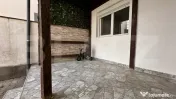 Apartament central, 3 camere, terasă 12mp, mobilat și util 