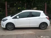 Vând Toyota Yaris Hybrid 