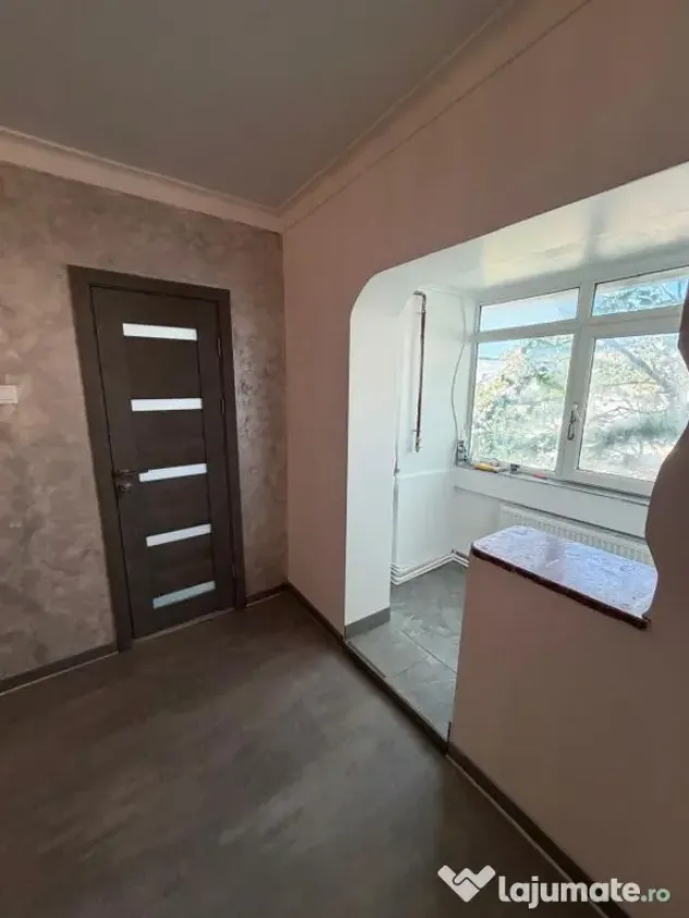De vanzare apartament cu o camera, zona Doja, renovat, 42...