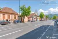 Garsoniera spatioasa si moderna cu pod la casa Strada Lunga 