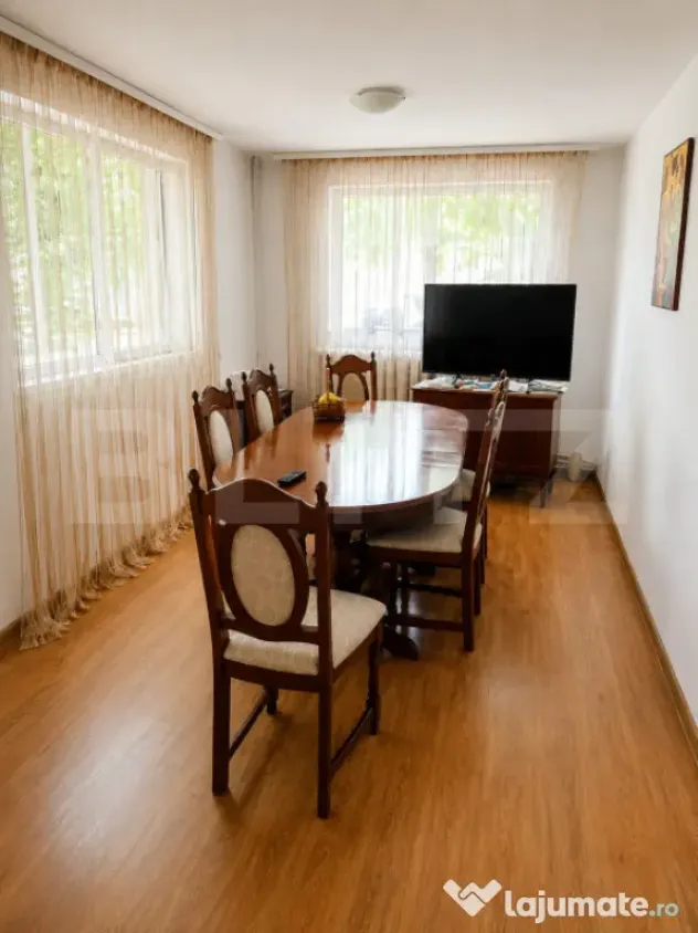 Casa de vanzare, 280 mp, zona Independentei - Bistrita (Bistrita-Nasaud)