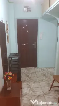 Vand apartament 2 camere , zona Jeuri 