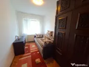 Apartament 3 camere decomandate zona Scoala de Inot