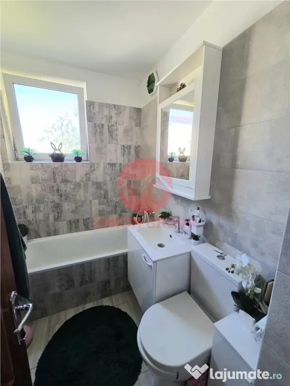 Apartament 2 Camere, Superb, Zona Centrala