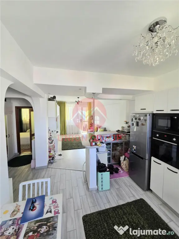 Apartament 2 Camere, Superb, Zona Centrala