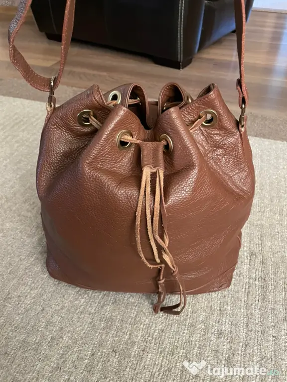 Geantă tip Sac (Bucket Bag) din Piele Naturală