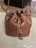 Geantă tip Sac (Bucket Bag) din Piele Naturală