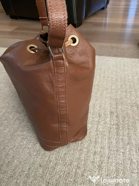Geantă tip Sac (Bucket Bag) din Piele Naturală