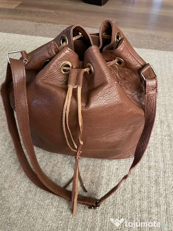 Geantă tip Sac (Bucket Bag) din Piele Naturală