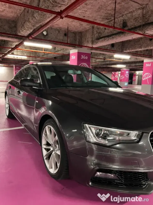 Vând Audi A5-2012