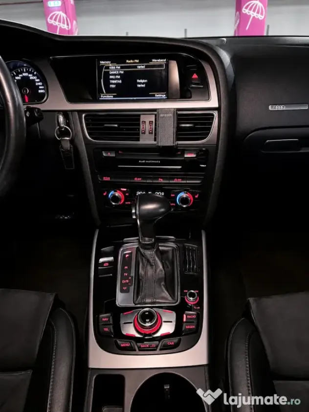 Vând Audi A5-2012