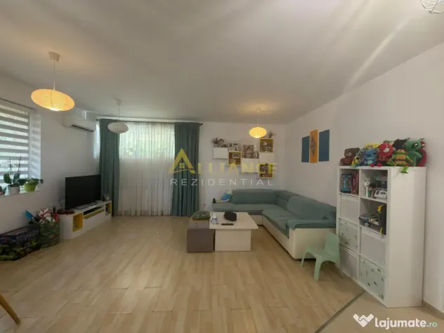 Apartament 2 camere Open Space | Sector 4 | Loc de parcare i
