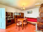 Casa din caramida cu 1.087 mp teren, pozitie centrala, utili