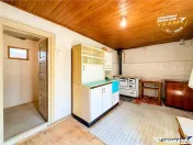 Casa din caramida cu 1.087 mp teren, pozitie centrala, utili