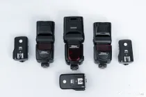 Lot foto Nikon: 2x Blitz SB-700 + Blitz SB-910 + Pixel King Pro/X