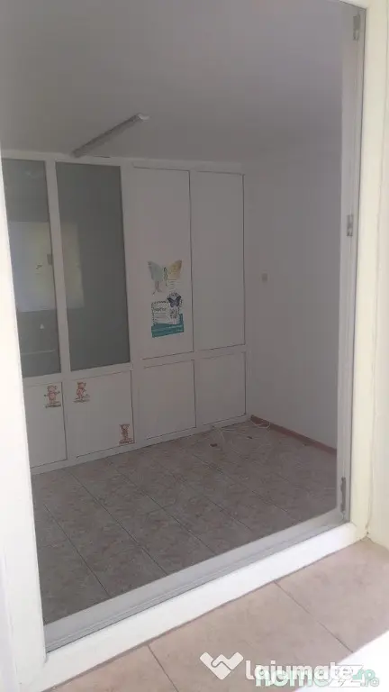 Inchiriez apartament 2 camere ultracentral/parter/constanta