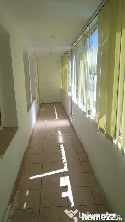 Inchiriez apartament 2 camere ultracentral/parter/constanta