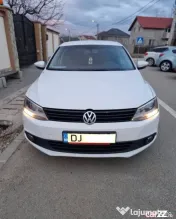 VW Jeta 1.6 TDi, an 2014, AC- climatizare, Euro 5, servo, ABS, ESP, navigatie 