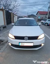 VW Jeta 1.6 TDi, an 2014, AC- climatizare, Euro 5, servo, ABS, ESP, navigatie 