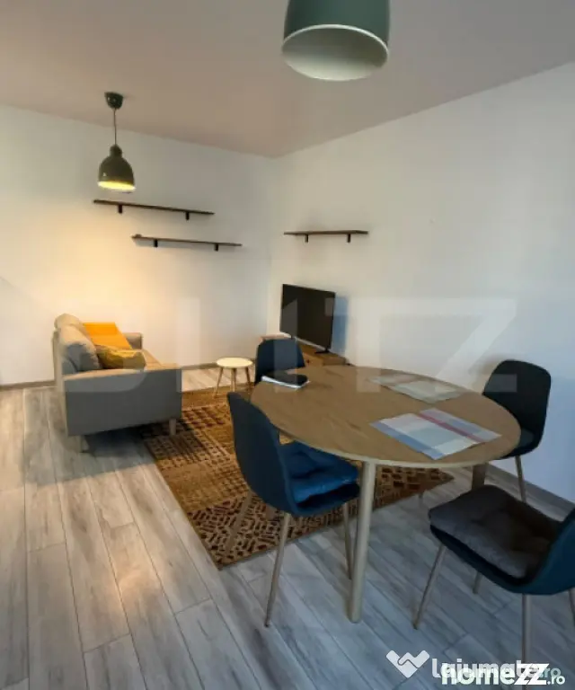 Apartament 2 camere, 45 mp, parcare, zona Teilor