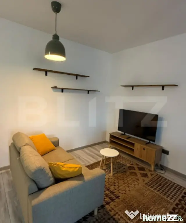 Apartament 2 camere, 45 mp, parcare, zona Teilor