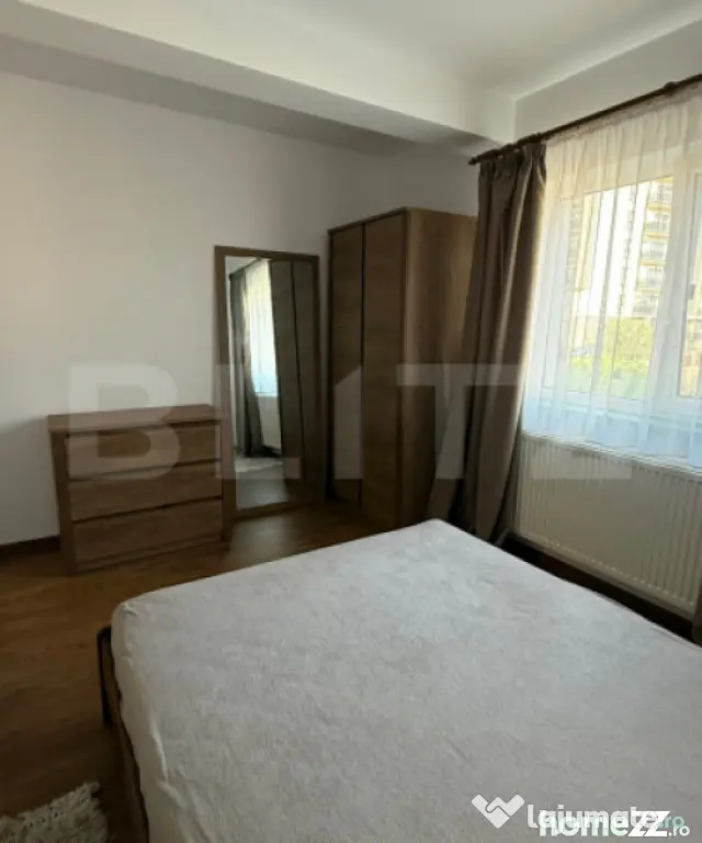 Apartament 2 camere, 45 mp, parcare, zona Teilor