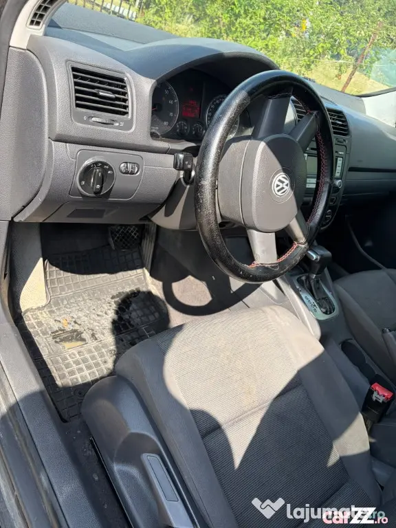 Vw golf AUTOMAT, 1.6 benzina = rate cu buletinul