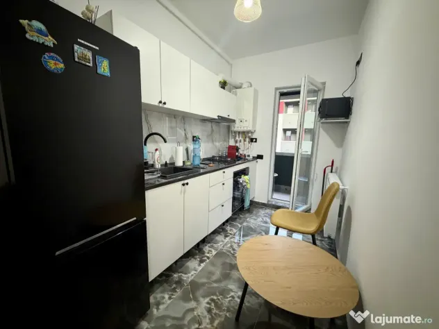 Apartament 2 camere mobilat și utilat lângă Școală Petr