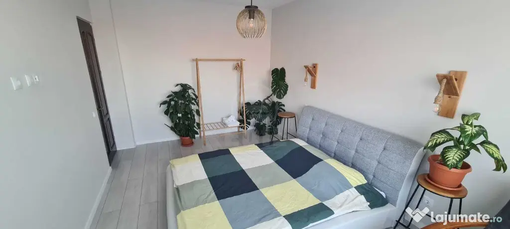 Vanzare Apartament 3 camere, 69 mp,Subcetate,comision 0