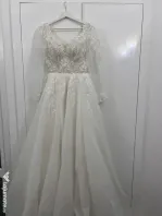 Vand rochie de mireasa