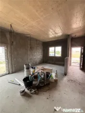 Duplex pe parter, 3 camere, toate utilitatile.
