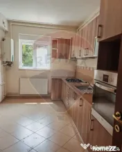 Apartament cu 2 camere de închiriat în zona Parcului Ce...