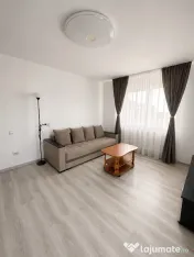 Apartament 2 camere, decomandat, spatios, mobilat, utilat, parcare! 