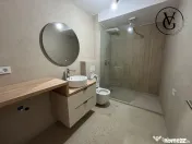 Studio | Aqua Cullinan | Mamaia Nord - vedere laterala catr 