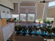 Apartament 4 camere Huedin/Piata Resita/2 locuri parcare/... 
