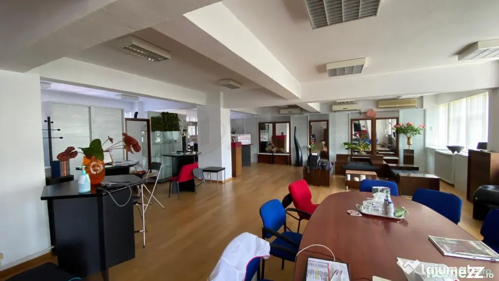 Cladire birouri - 1300 mp teren - Aviatiei - investitie - Bucuresti (Bucuresti-Ilfov)