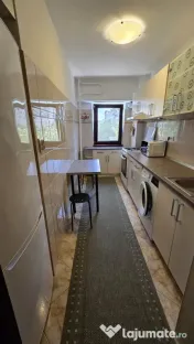 Garsoniera cu spatii de depozitare l Parc Sebastian