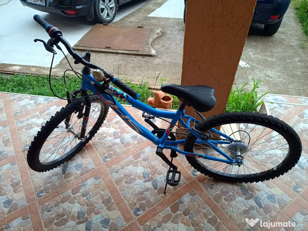 Bicicleta 24 inch, necesita roata spate
