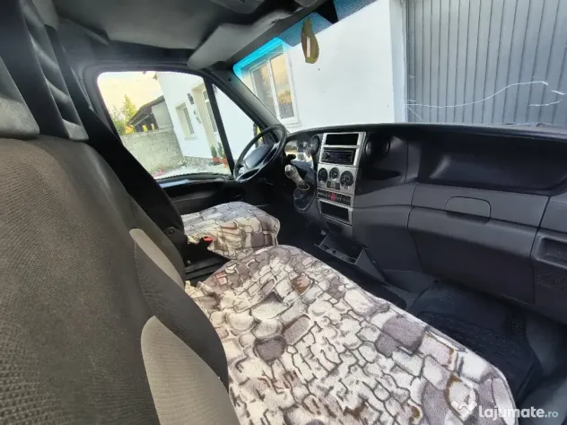 Vând Iveco Daily